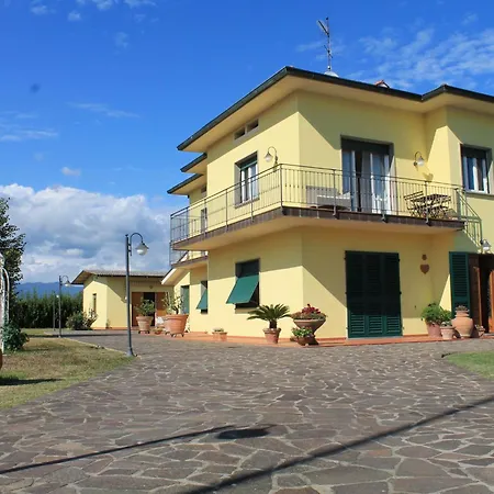 La Valinfiore Luxuswohnung Mit Pool By Interhome *
